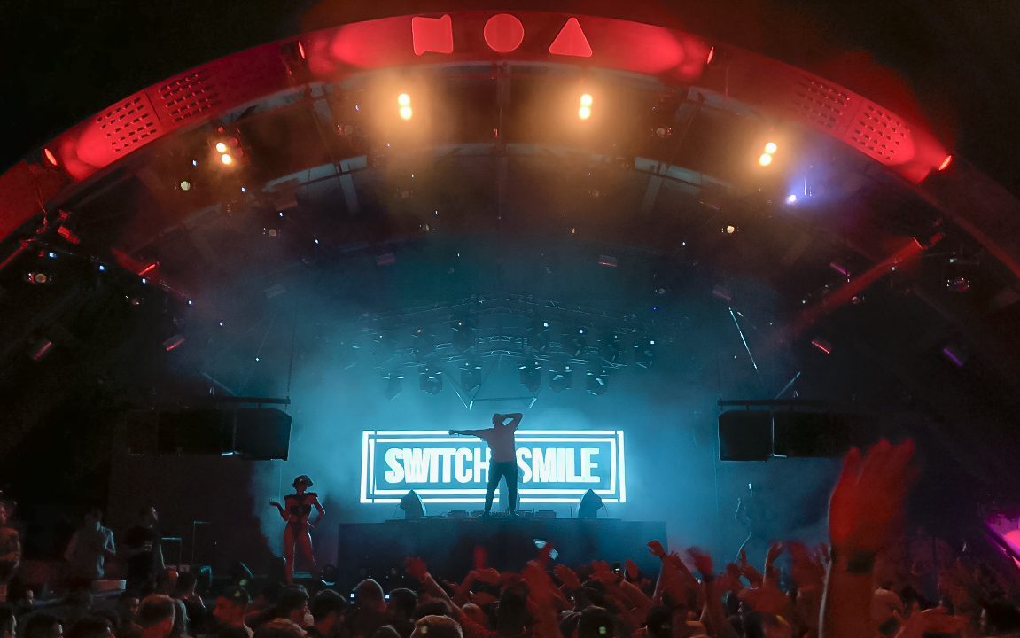 Switch2smile — live