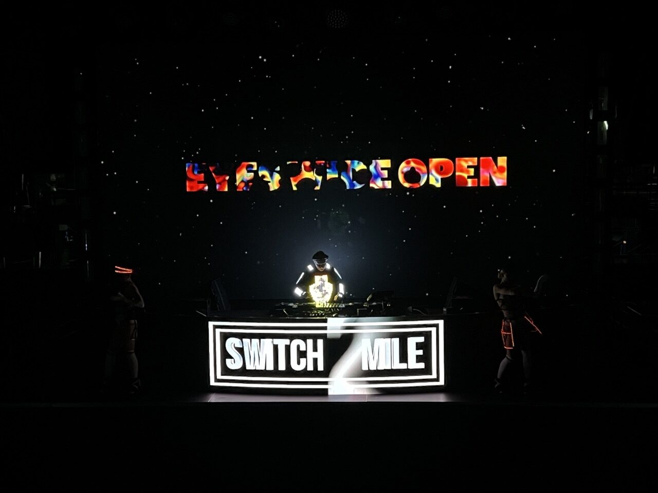 Switch2smile Tron LED show — Eyes Wide Open visual